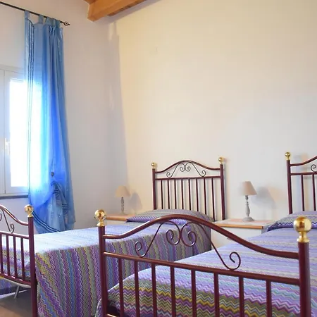 Fra Il Verde E L'azzurro Casa vacanze Oristano