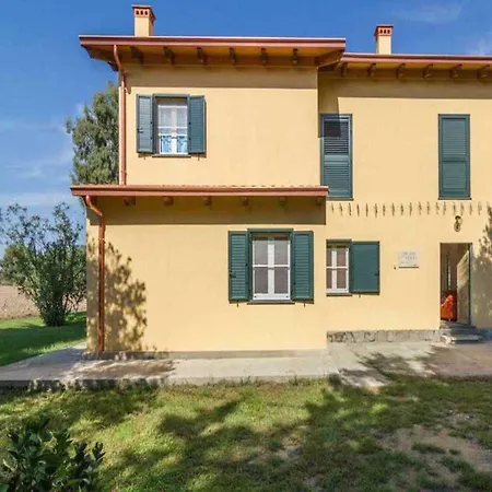 Fra Il Verde E L'azzurro Holiday home Oristano